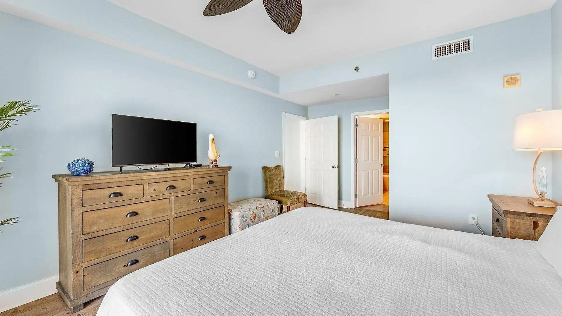 Laketown Wharf #1628 By Nautical Properties Panama City Beach